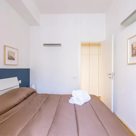 Апартаменты Chiaia Mon Elegant Flat By Napoliapartments