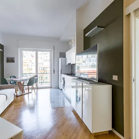 아파트 Chiaia Mon Elegant Flat By Napoliapartments