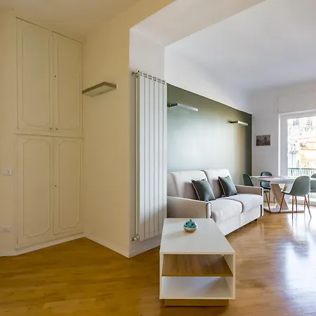 Chiaia Mon Elegant Flat By Napoliapartments 아파트 *